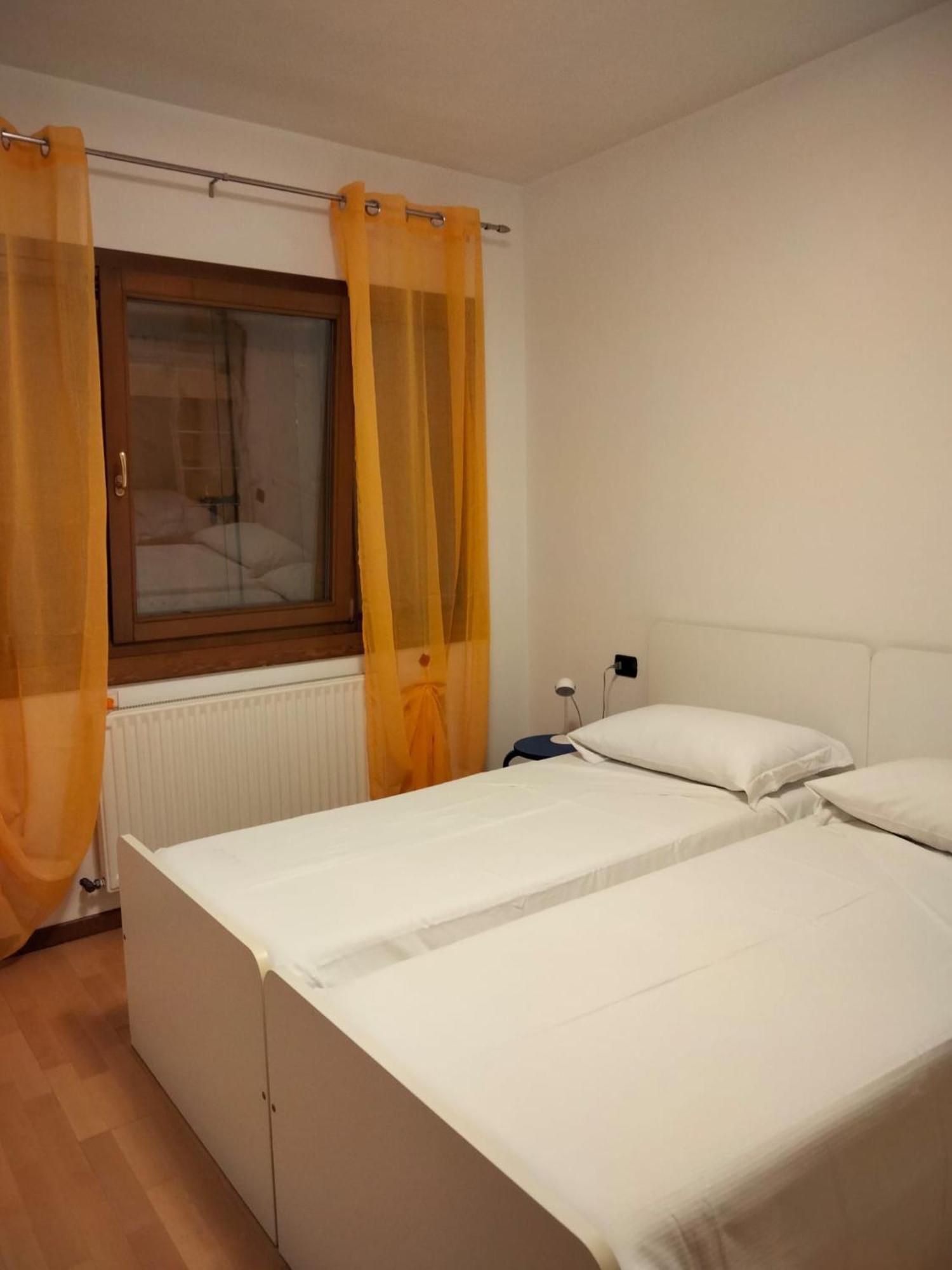 La Casa Sul Lago Apartments - Olive Tree Apartment Лимоне-суль-Гарда Экстерьер фото